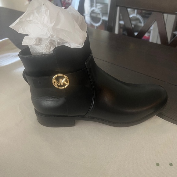 Michael kors  boot - Picture 1 of 1
